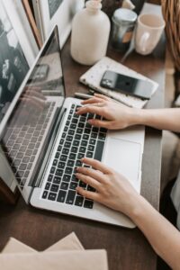 woman-working-on-laptop